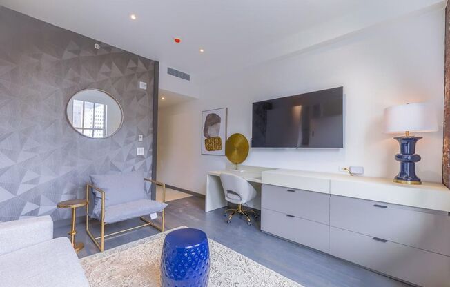 Studio, 1 bath, 325 sqft, $2,200, Unit 311