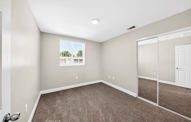 11227 TOWNE AVE