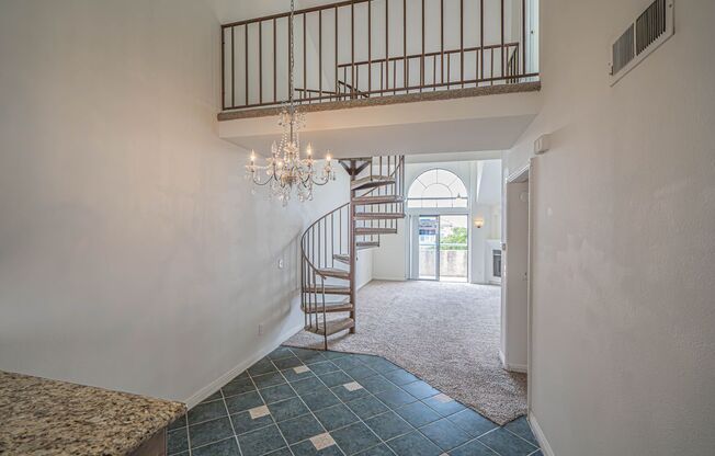 Princessa Estates 2 Bedroom + Loft in Canyon Country!