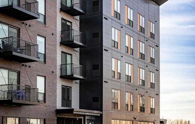 Apartment & Community Amenities in Northeast Minneapolis