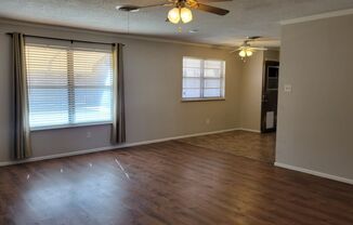 3 beds, 2 baths, $1,350