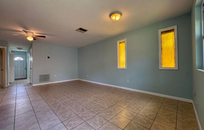 2/2 Duplex with Flex Room