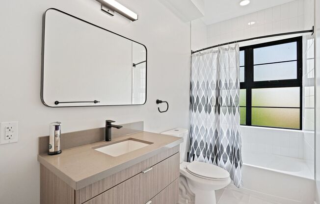 1 bed, 1 bath, 120 sqft, $950