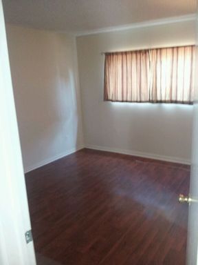 2 beds, 1 bath, $2,300, Unit #8