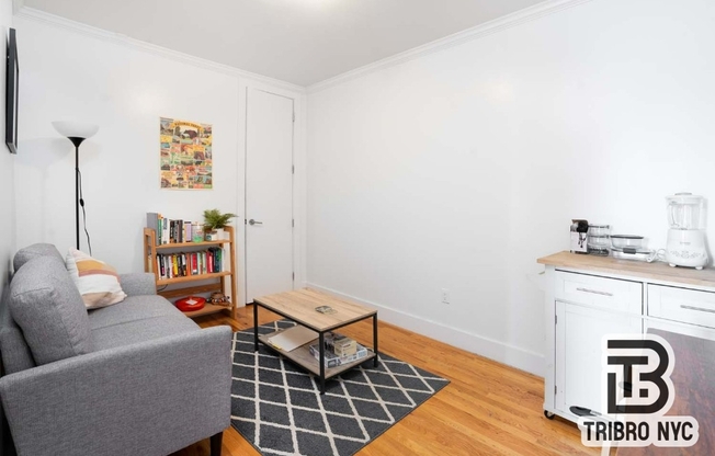 348 E 110 ST