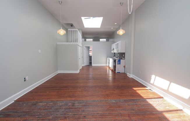 1527 South Street