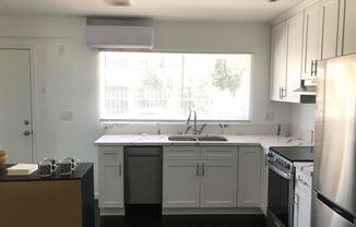 1 bed, 1 bath, 400 sqft, $1,750, Unit 0007