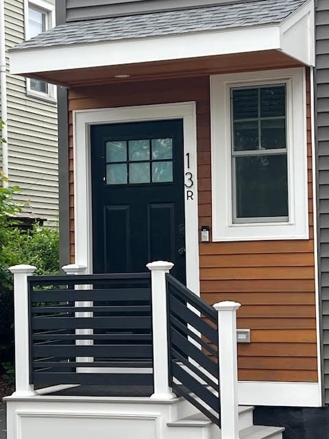 13 R BELKNAP STREEET