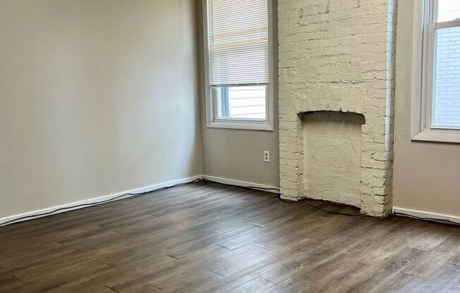 3 beds, 1.5 baths, 1,650 sqft, $1,250, Unit 35