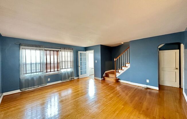 Charming 3 Bedroom/1.5 Bathroom Townhome with In-Unit Laundry in Towson, MD!