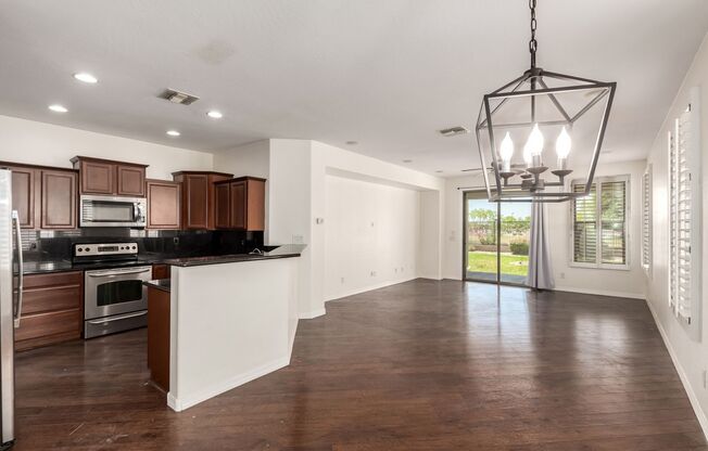 4 Bedroom 2 Bathroom with and Office in Gilbert