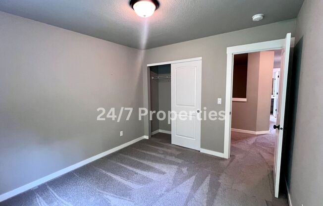 3 beds, 2.5 baths, $2,495