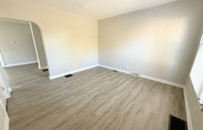 3 beds, 1 bath, $1,200