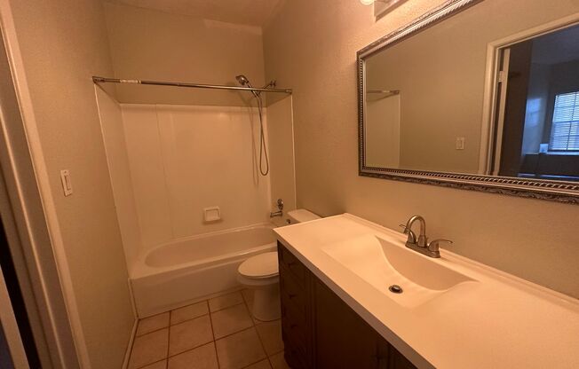 2 beds, 1 bath, $1,350