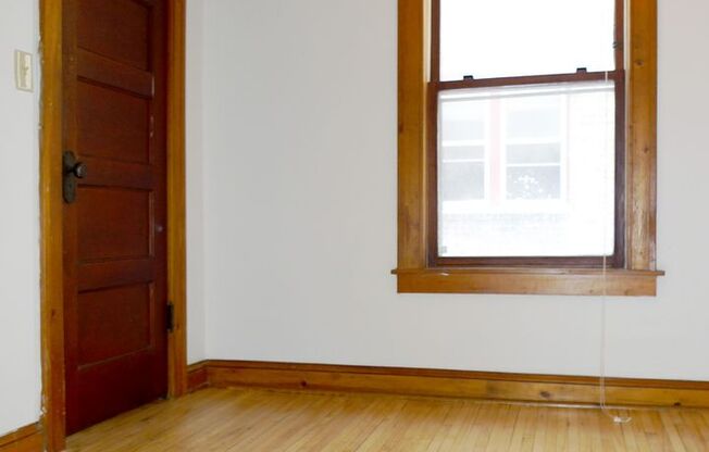 1 bed, 1 bath, 410 sqft, $910, Unit 3 - 05