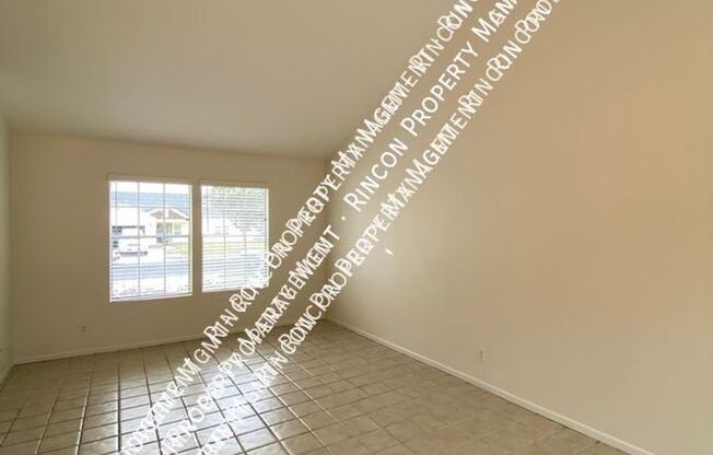 1990 EL CAJON CIR