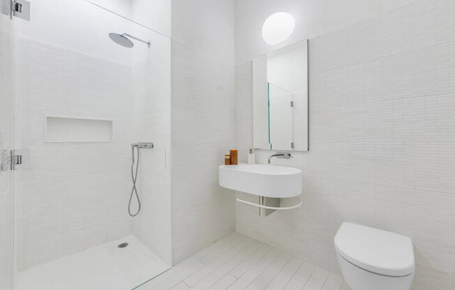 3 beds, 3.5 baths, 2,245 sqft, $29,000, Unit 22AEAST