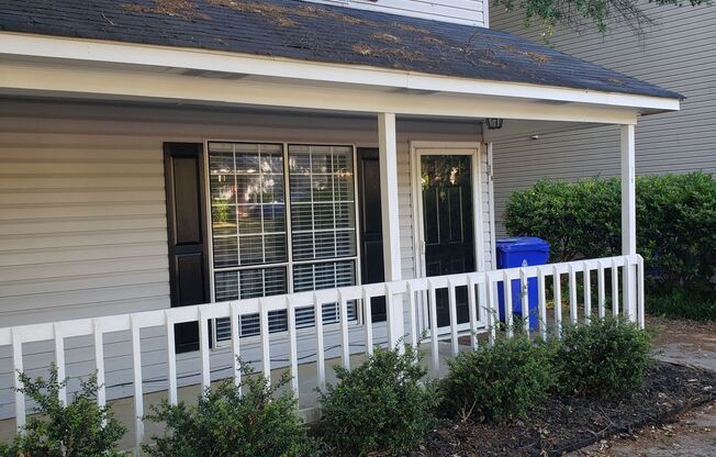 32 B Huntsfield Dr Greenville SC
