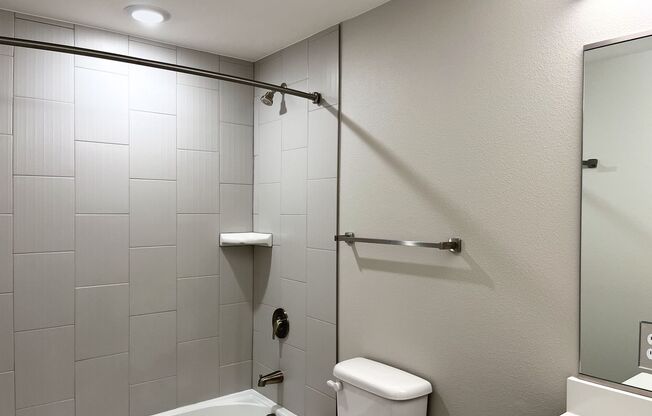 1 bed, 1 bath, 521 sqft, $1,398