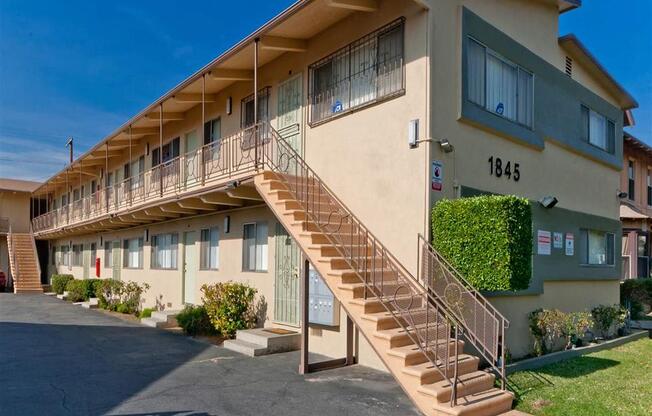 Student housing near USC stairs