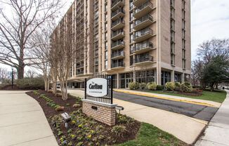 Studio Condo with all utilities included for rent!