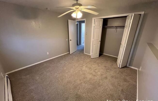 318 BONNIE CT