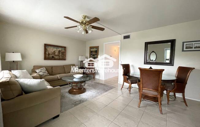 2042 AUSTRALIA WAY W