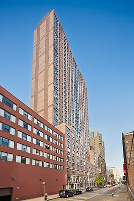 Studio, 1 bath, $4,900, Unit 33H
