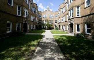 4824 ADDISON