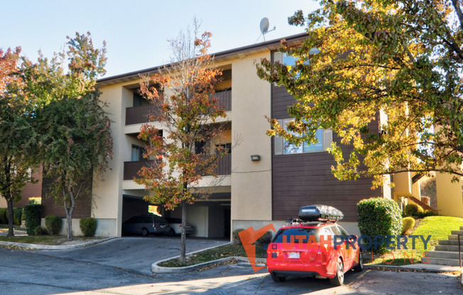 9255 JEFFERSON CV