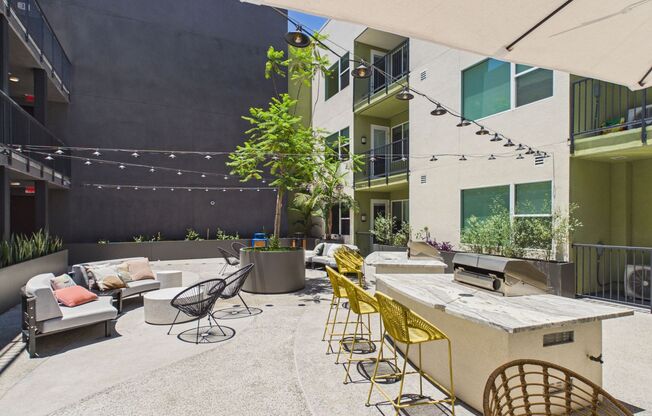 2 beds, 2 baths, $3,045, Unit 301