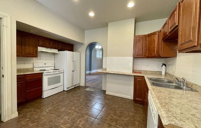 AVAILABLE NOW! Move-In Special! Half Off First Month’s Rent!