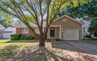 Adorable Home in the Heart of Midtown!