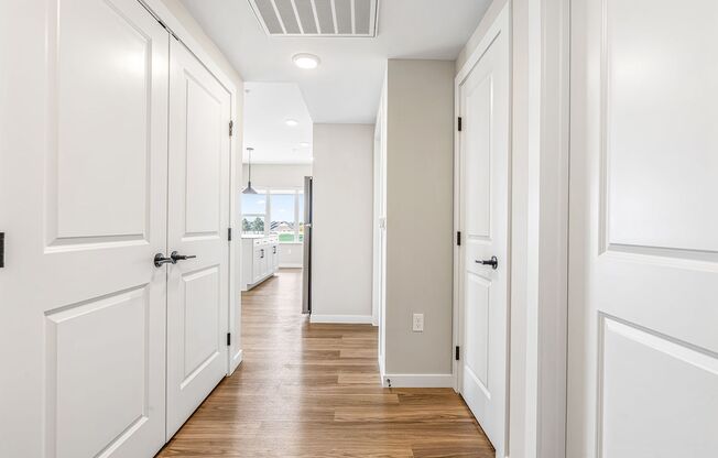 2 beds, 2 baths, 1,088 sqft, $1,825, Unit 1-301