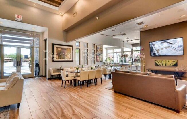 3 beds, 2 baths, 1,286 sqft, $1,695, Unit Apt 2120