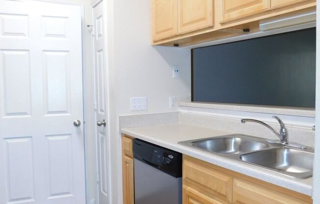 1 bed, 1 bath, $1,000