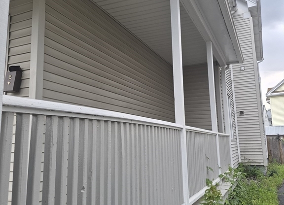 4 beds, 1 bath, 2,000 sqft, $3,800, Unit 1