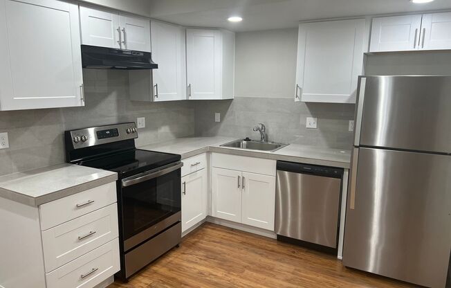 2821 SE 50th Ave. - Apt. 4