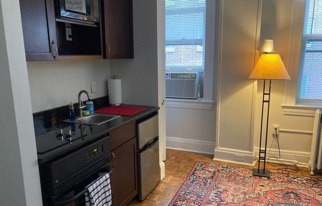 Studio, 1 bath, 300 sqft, $2,400, Unit 7K