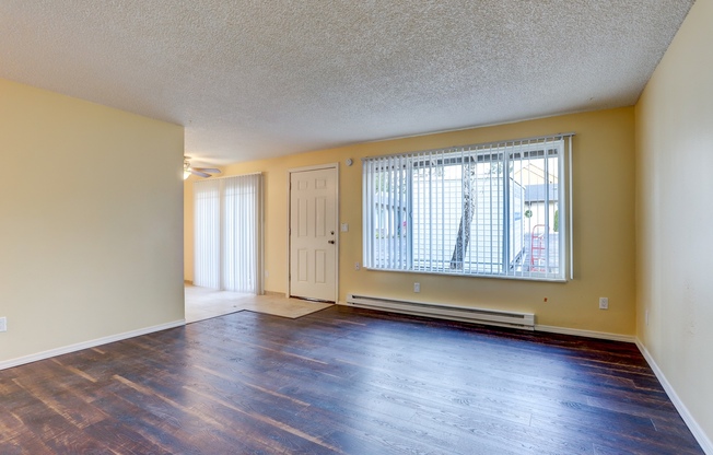 Jennings Lodge Apartments
