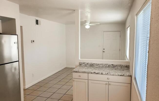 3237 W MELVIN ST