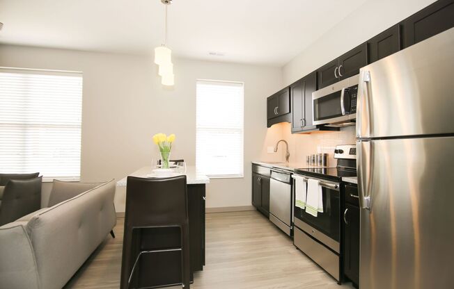 1 bed, 1 bath, 552 sqft, $1,220