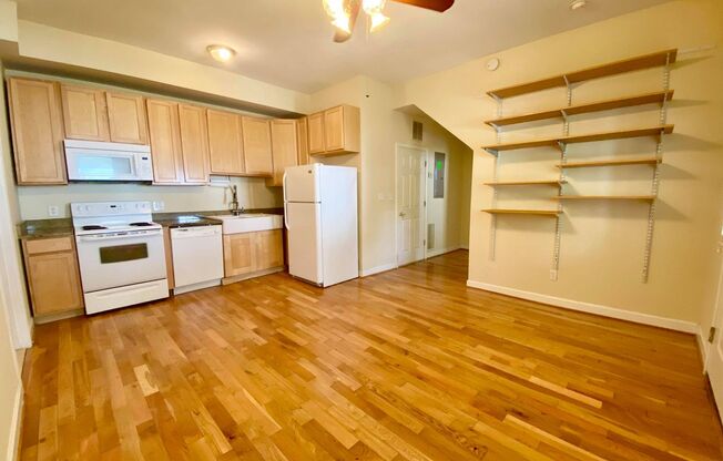 For Rent: Charming Residence on Roland Ave – Your Ideal Home Awaits!