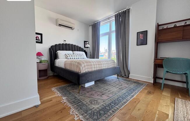 2 beds, 2 baths, $5,425, Unit 702