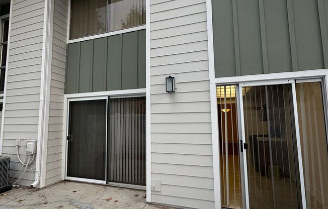 3 beds, 2.5 baths, $3,600, Unit UNIT 3