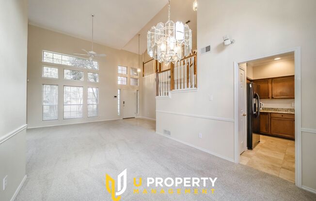 A must-see beautifully shaded house!