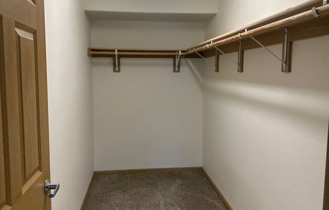 1 bed, 1 bath, 1,502 sqft, $1,755, Unit 33502