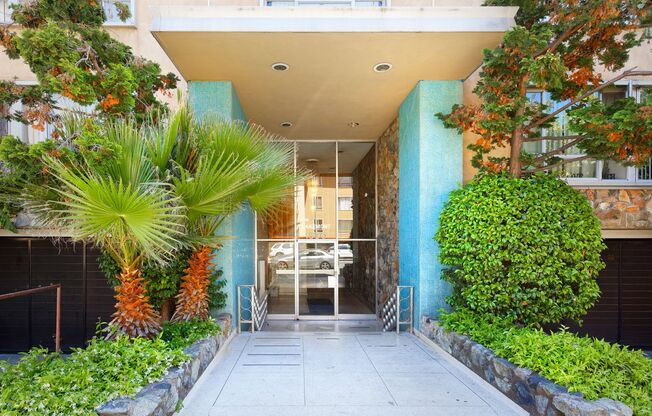 1 bed, 1 bath, 700 sqft, $2,450, Unit 118