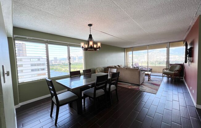 2BD/2BA/2PKG. Furnished, Waikiki, Views, Breeze