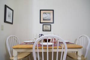 2 beds, 1 bath, 840 sqft, $1,995, Unit 058